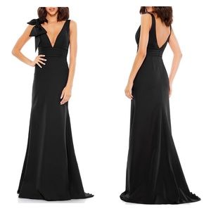 MAC DUGGAL | Plunging V Neck Bow Shoulder Sleeveless Sheath Gown Black
